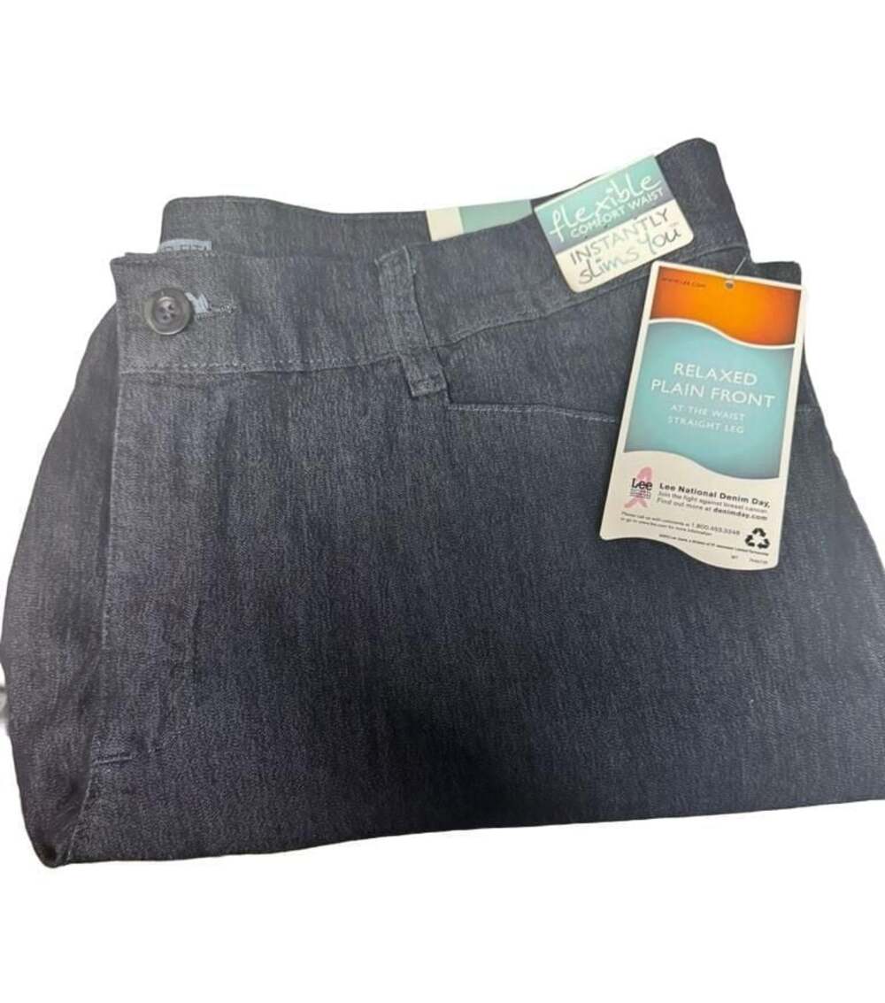 Lee Women's 16W Petite Relaxed Fit Straight Leg Plain Pants Indigo